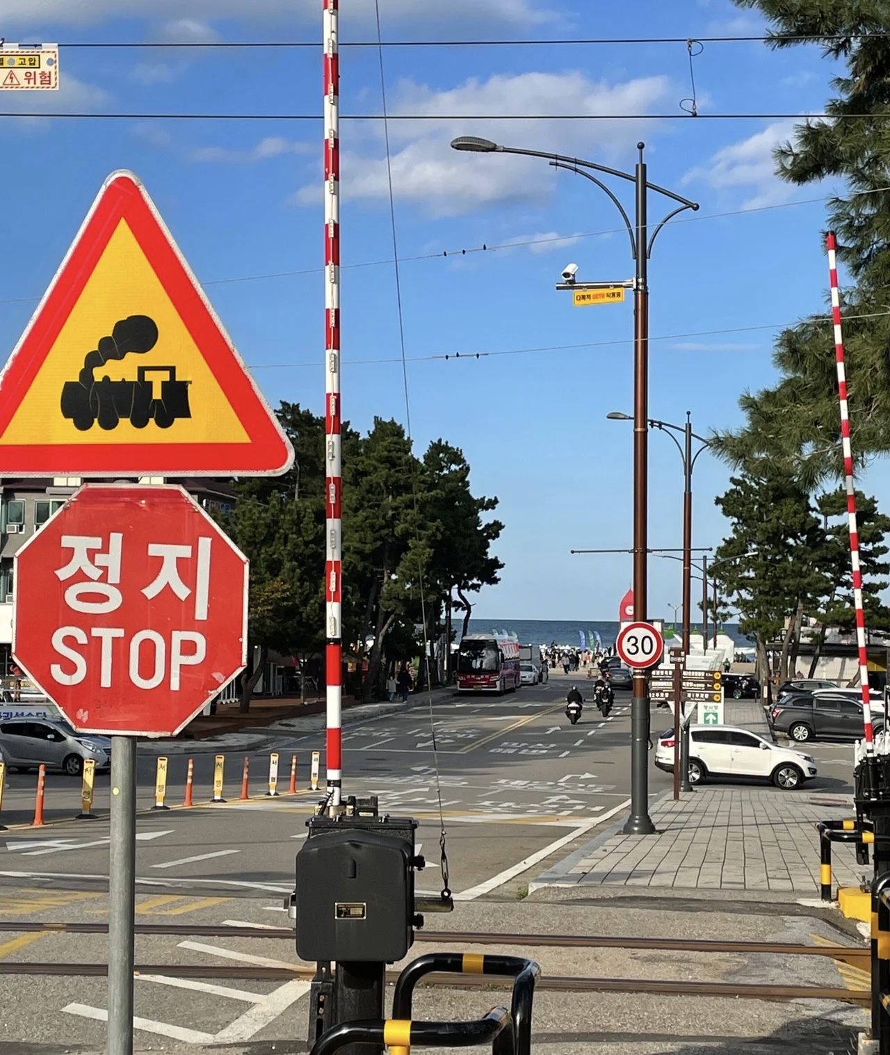 
                         #韓國網(wǎng)紅打卡地##江原道##大海# 首爾周邊小鐮倉～～～大海太治愈啦