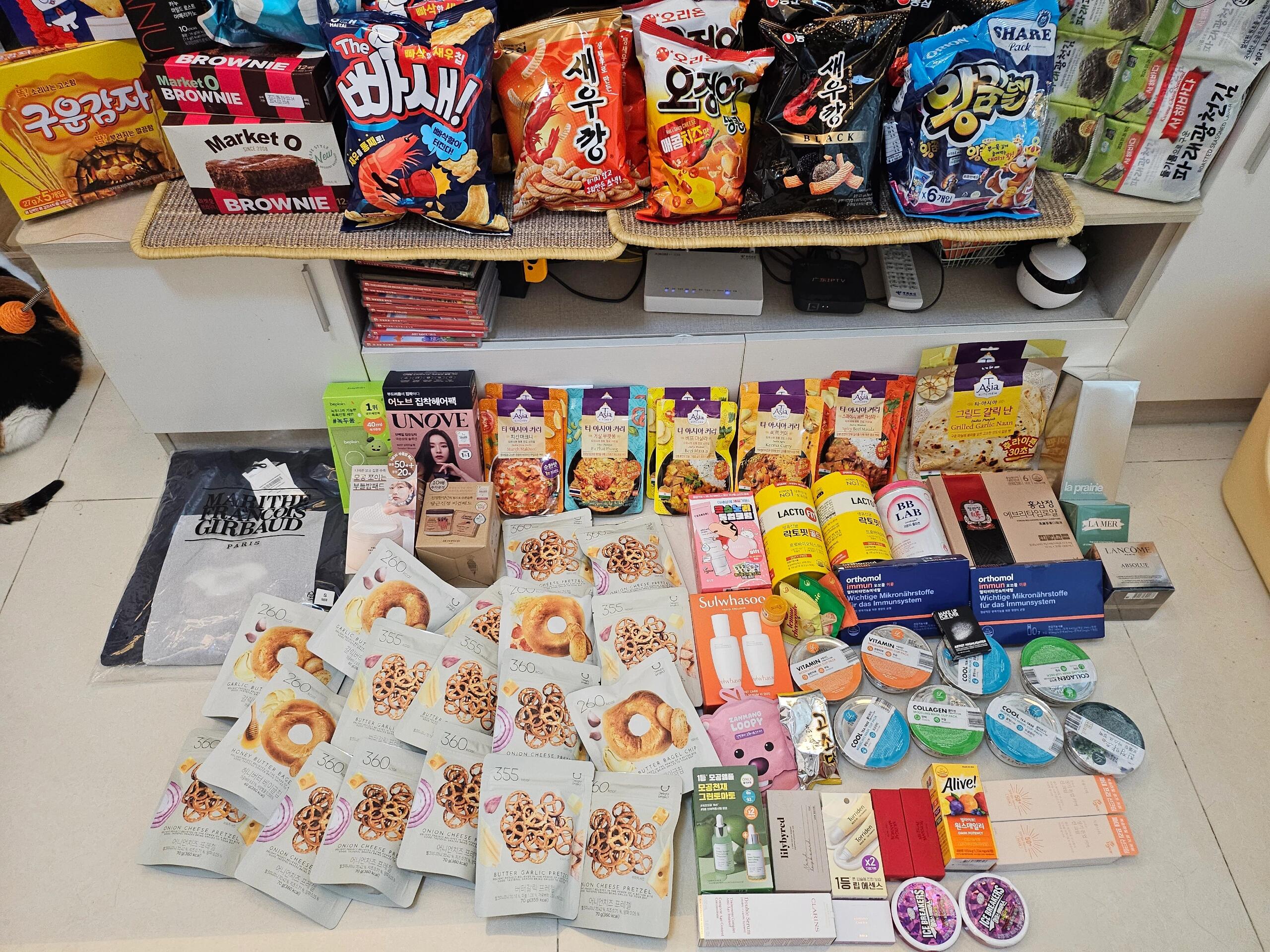 
                        三年沒去韓國????，去了以后都買了啥??去了以后，收了好多親戚給的零花錢，全部花光光了！???美好的時光總是短暫，明天回歸社畜生活??#韓國 #韓國購物 #韓國必買好物 #韓國旅游
