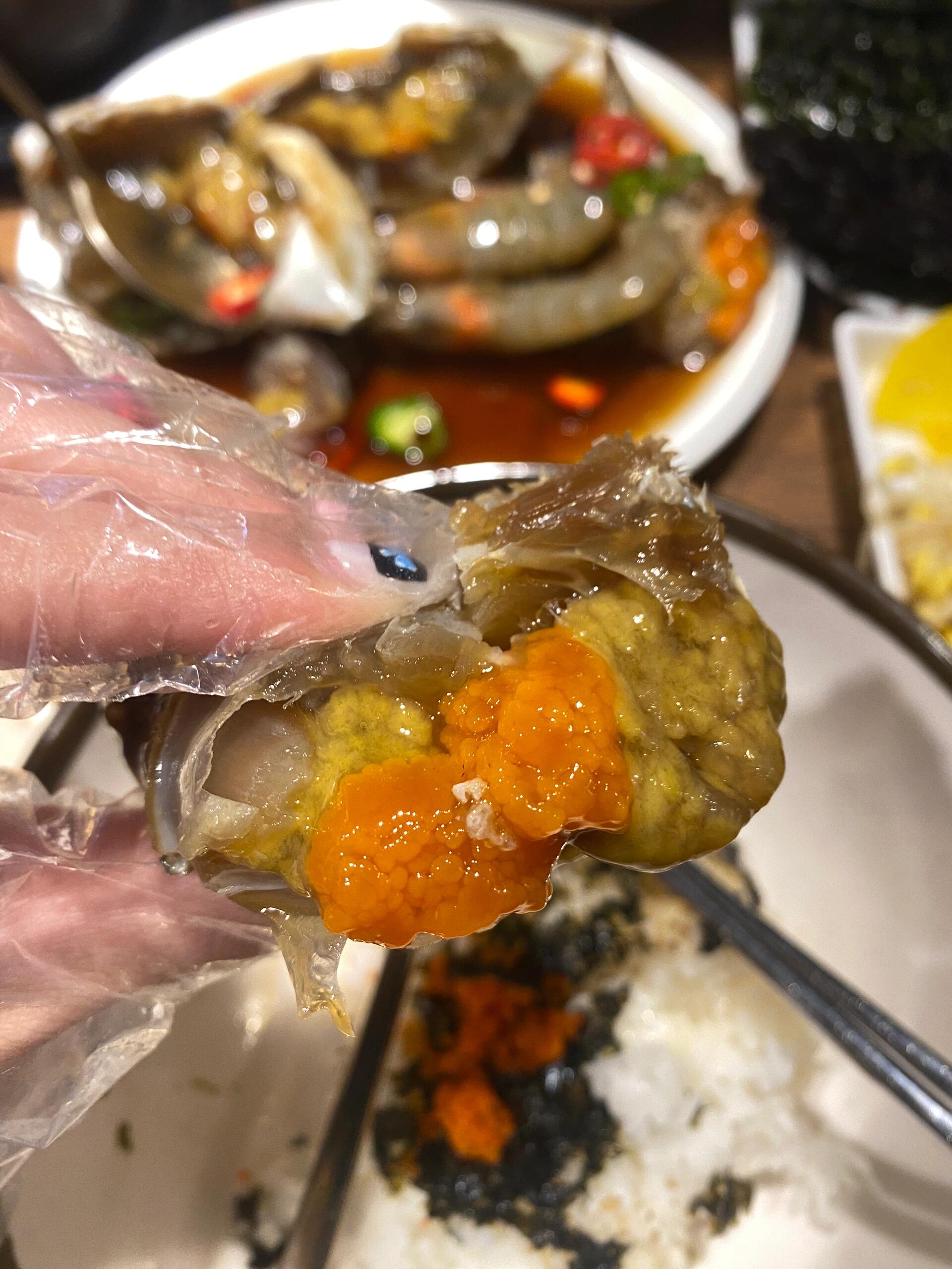 
                        ??首爾特種兵??在首爾，每一天都是充滿驚喜的探索之旅！????????這里的咖啡店不僅好看，而且氛圍超級贊，簡直是拍照打卡的天堂！??????漢南洞的坡道確實(shí)考驗(yàn)?zāi)_力，記得選雙時(shí)尚又舒適的鞋子哦！????“朋友是旅途中的家”這句話，在韓國感受尤其深刻！感謝有你們，每一刻都如此美好！????????#韓國旅行#首爾#首爾旅行#漢南洞#首爾探店#首爾美食#首爾購物