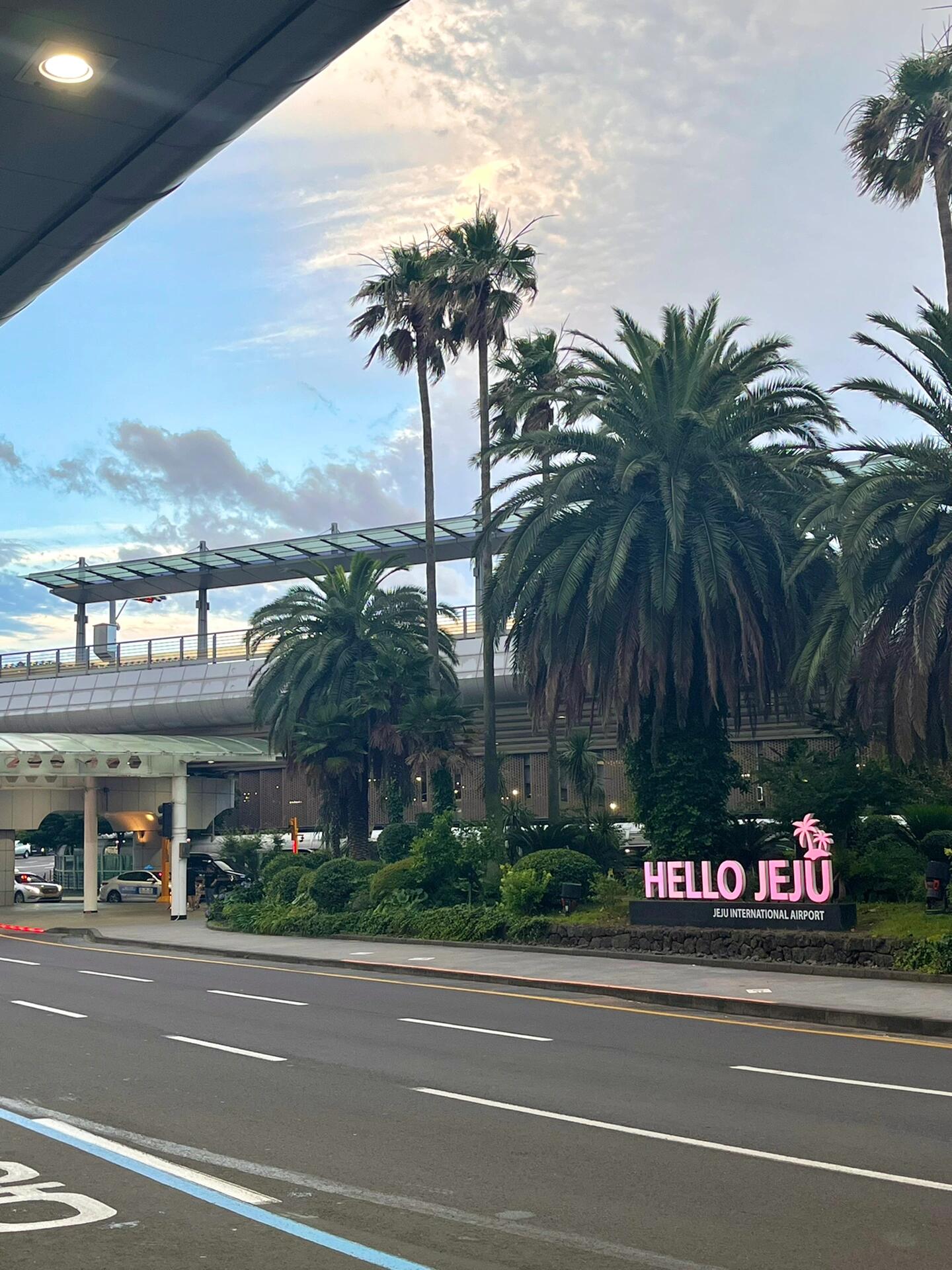 
                        ??濟州島天氣大好，出門必看！住在市區的我，剛經歷了一場大暴雨！涯月邑、咸德、西歸浦，天氣都已放晴啦！等會兒該去哪里玩呢？?? #濟州島 #天氣 #西歸浦 #咸德海水浴場 #涯月邑 #濟州島旅游