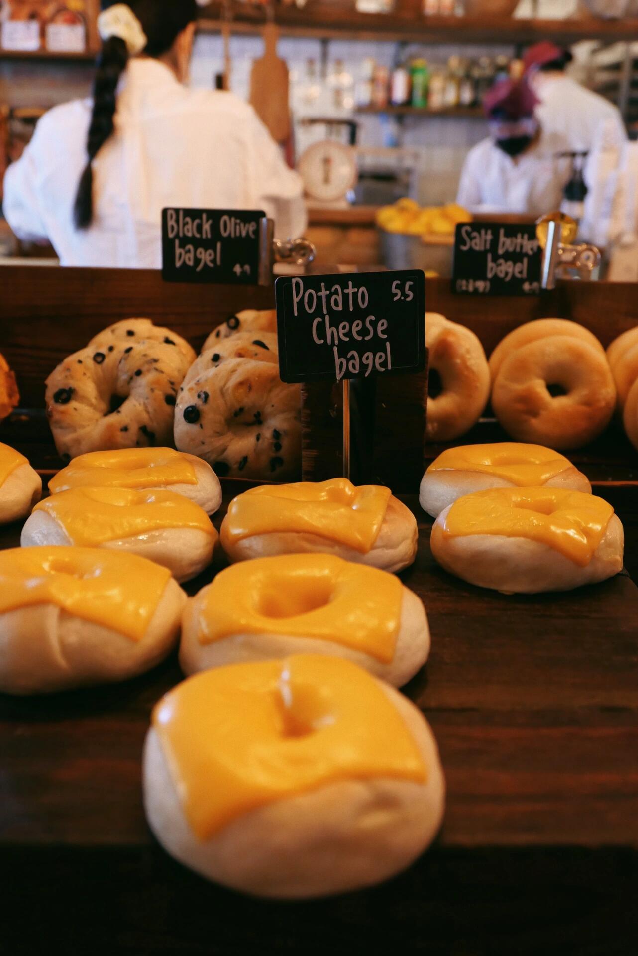 
                        ????首爾必打卡貝果店｜智秀同款美味！London Bagel Museum ??安國店??：首爾鐘路區北村路4街20營業時間：08:00-18:00#韓國 #韓國咖啡廳 #韓國貝果 #COTD咖啡探店 #londonbagelmuseum