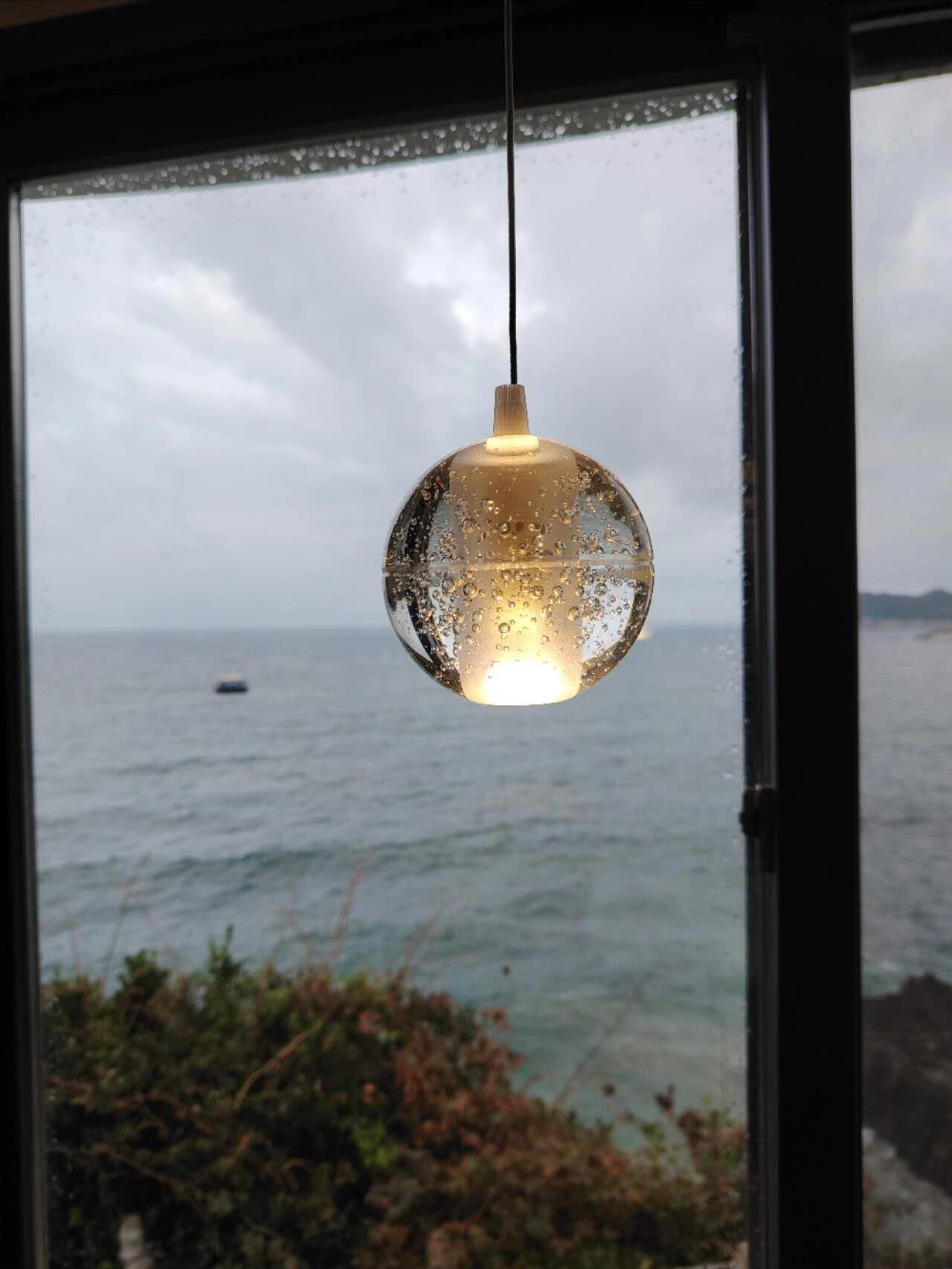 
                        濟州島西歸浦市游記濟州島第三天，打卡西歸浦市啦！??下午逛了徐福公園和瀑布，還去了一個超美的海螺城堡（游客休息地），真的超舒適！明天繼續探險～#濟州島 #西歸浦 #旅游 #旅行 #韓國 #濟州島西歸浦市