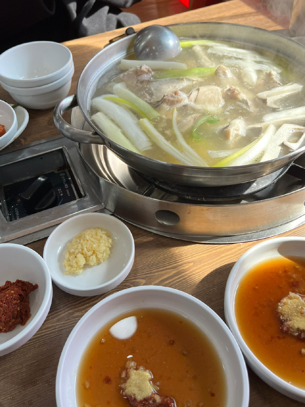 首尔｜新村｜令人怀念的美味一只鸡🥺