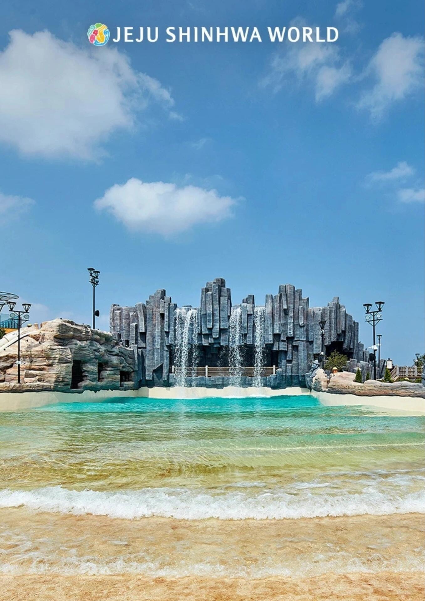 
                        避暑我只選她????去濟州島看海玩水吃海鮮#濟州島旅行 小編四年前的一篇游玩攻略的筆記在??窩曾經爆??，三年后小編繼續更新?住宿????強烈推2晚濟州君悅+2晚神話萬豪￥5999起/4有效期：即日起-2023.12.3補差說明：旺季（即日起-8.21&9.29-10.04）需補差入住，具體詳情請留言小編購物???距保健路徒步5分鐘，免稅店580美食??君悅酒店14間特色菜系餐廳，濟州網紅炸雞BHC等特色美食餐飲店5分鐘生活圈搞定客房??濟州地標建筑，近1400間客房，客房65㎡起，雙床1.5m×2，可觀漢拿山和濟州市游玩?????♀?神話主題樂園，神話水上樂園，奇幻島三大樂園嗨爆寶寶們的夏美食??神話美食街各種美食檔口任意選，特色美食餐飲酒店??神話世界四家豪華酒店可選擇，藍鼎，萬豪，神話世界，盛捷公寓「三臥公寓」，萬豪酒店更受寶寶們的歡迎，萬豪一貫的品質早餐自助，客房內minibar暢飲一?游玩????#濟州島旅行???東線：#牛島 #成山日出峰 #森林小火車 #月汀里海灘 #濟州島君山不離 #水族館???西線：#神話世界 #濟州綠茶博物館 #汽車博物館 #航空博物館 #小人國主題樂園???南線：#泰迪熊博物館 #hellokitty博物館 #柱狀節理 #天地源瀑布 #西歸浦#濟州島免簽 再次提醒寶寶們，護照在手說走就走，濟州度假套餐已就位，歡迎來撩旅行感動??生關注G-LuxuryTravel，即刻開啟你的寶藏旅途??