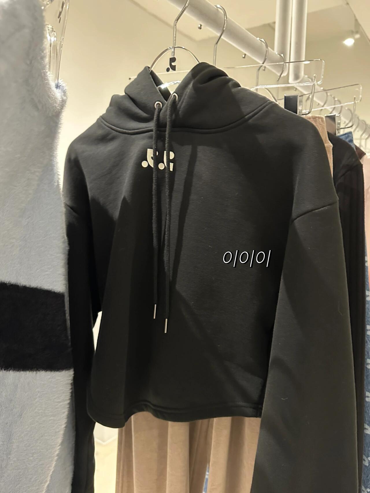 
                        ????RestandRecreation新品超好看～新品一上架就沖去店里啦！趁著新品折扣趕緊入手幾件～#韓國購物 #設計師品牌 #韓國小眾品牌 #RestandRecreation #韓國設計師品牌 #韓國設計師款 #韓國小眾設計師品牌