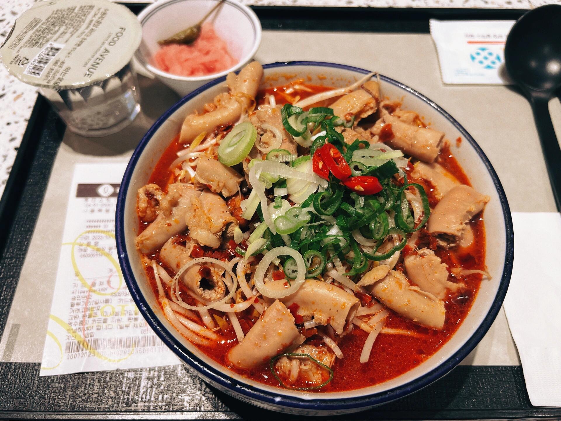 
                        首爾暴走指南#韓國旅行 #首爾探店 #韓國美食在首爾旅行，感覺韓國人真的把睡眠時間壓縮到極致了，早飯幾乎找不到合適的地方吃。這幾天我都是一天只吃兩頓??。不過，韓國的免稅店真的是購物天堂，琳瑯滿目的商品讓人眼花繚亂???。如果你也計劃來首爾，一定要提前做好攻略哦！