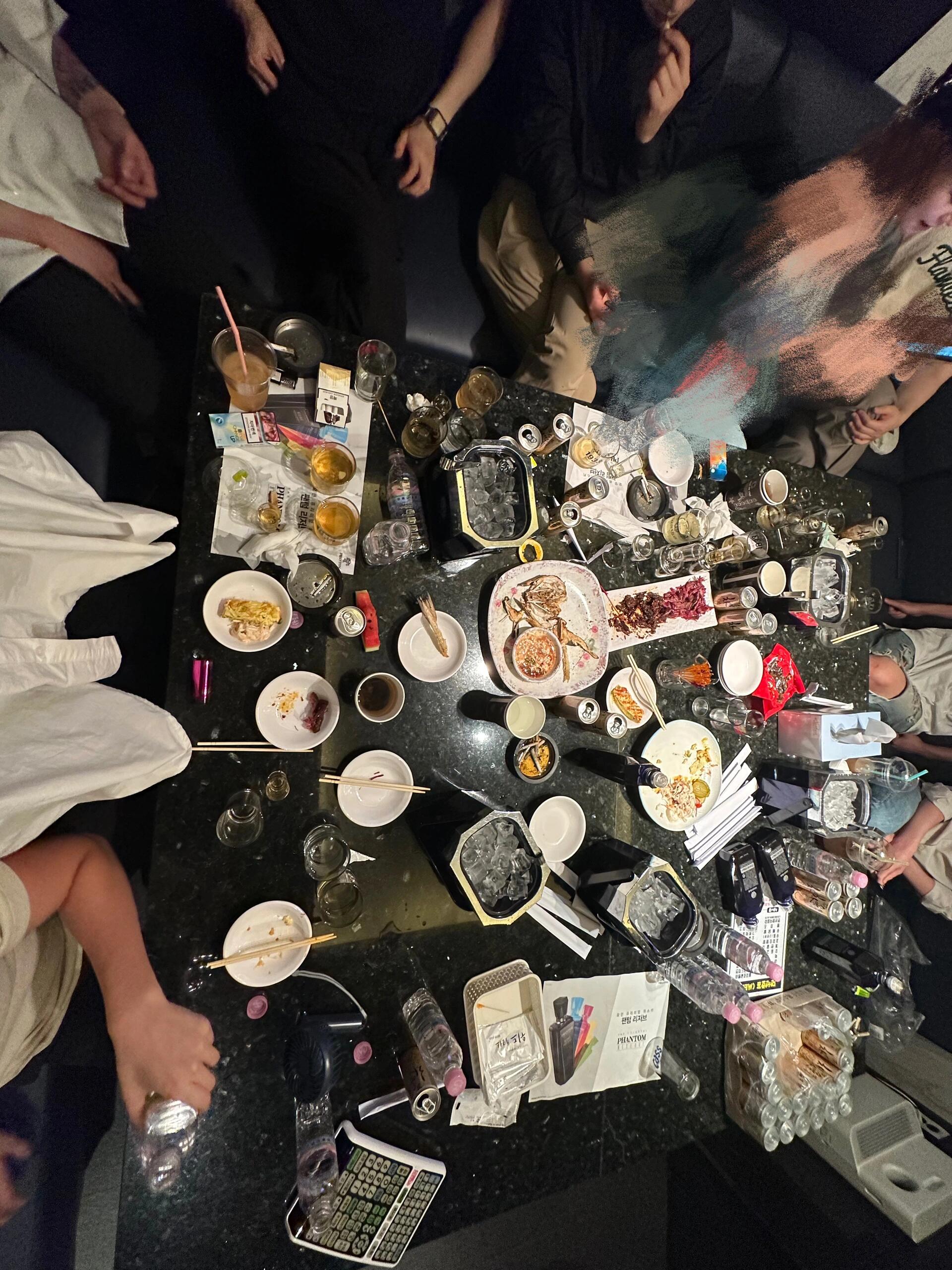 
                        ????首爾地陪夜生活首爾江南人氣爆棚，質量超高！體驗富婆的快樂吧～#首爾自由行#韓國自由行#首爾地陪#韓國夜店#韓國酒吧#韓國探店#首爾探店#韓國旅游#首爾旅游#韓國#韓國旅游翻譯#弘大#江南#漢南洞#圣水洞#新沙洞#景福宮#梨泰院#皮膚管理#江南酒吧#江南夜店#首爾酒吧#首爾歌廳#江南歌廳#男模