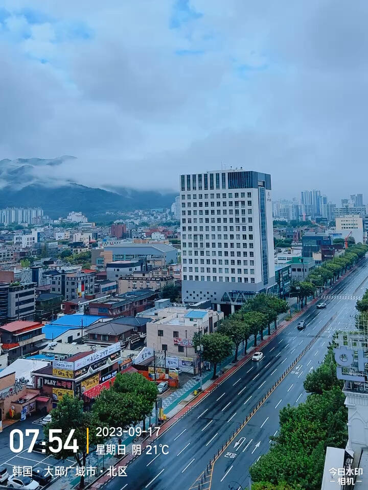 
                        韓國????大邱探秘雨后的大邱壽城區黃金洞，別有一番風情，鏡頭下的大邱一角，美得讓人心醉……???? #韓國大邱 #大邱旅行 #韓國風光