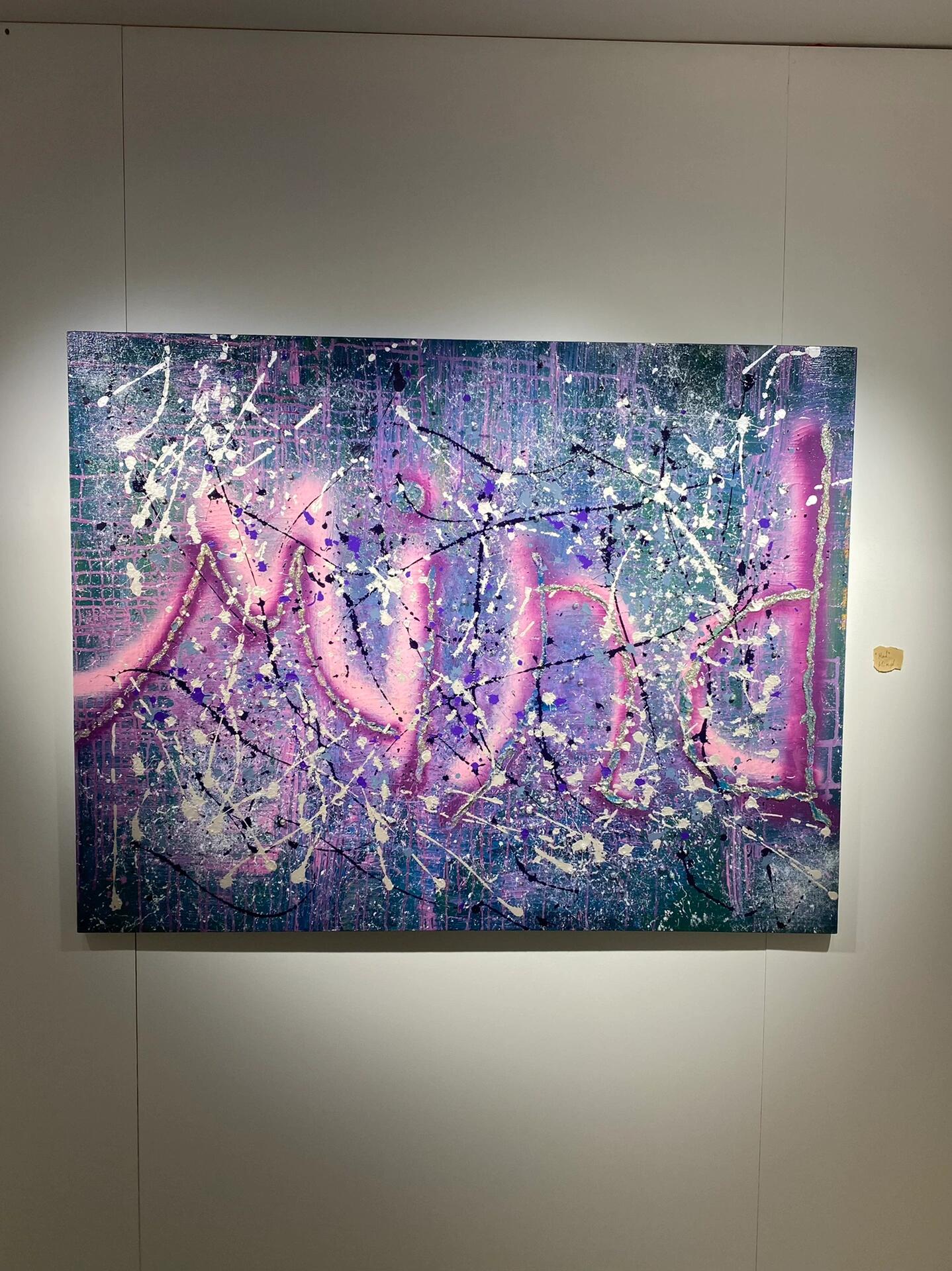 
                        ????泫雅畫展打卡，偶遇女神的機會來了~泫雅的藝術天賦真的是無敵了！??不僅歌聲動人，她的畫作色彩搭配也充滿了“泫雅風~”?這里不僅能欣賞到她的畫作，還有超適合拍照的裝置藝術哦！下周一是最后一天展覽，友友們抓緊時間來支持泫雅吧！很多博主都在現場偶遇到泫雅本人了，真的超幸運！想要近距離接觸泫雅的千萬別錯過這個機會！??就在南山塔四樓，超級好找的~#韓國 #探店 #kpop #泫雅 #金泫雅 #畫展 #藝術 #搞的就是藝術 #畫畫 #畫畫的日常 #首爾南山塔 #泫雅風 #泫雅回歸